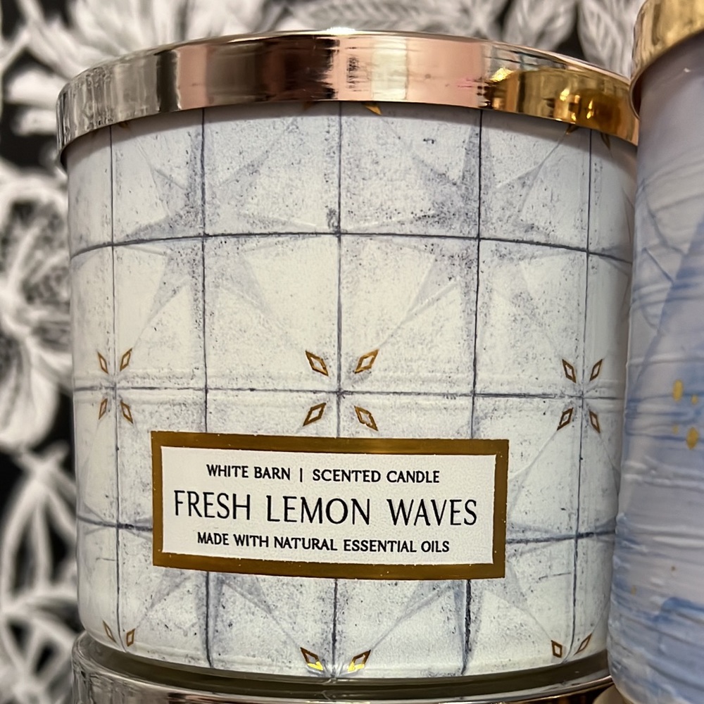 Fresh lemon waves 3wick candle